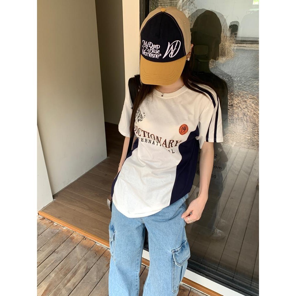 cherryshop🍒พร้อมส่ง เสื้อยืดผู้หญิง เสื้อซินเทจ แขนสั้นเย็บปะติดย้อนยุค สไตล์เรโทรอเมริกัน ลำลองพิมพ์ลายตัวอักษร cintage - รูปที่ 6