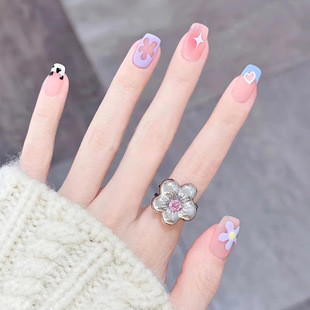 สั้นน่ารักเล็บปลอมดอกไม้สวมใส่เล็บรักดาวเล็บศิลปะเนื้อสดเล็บปลอม