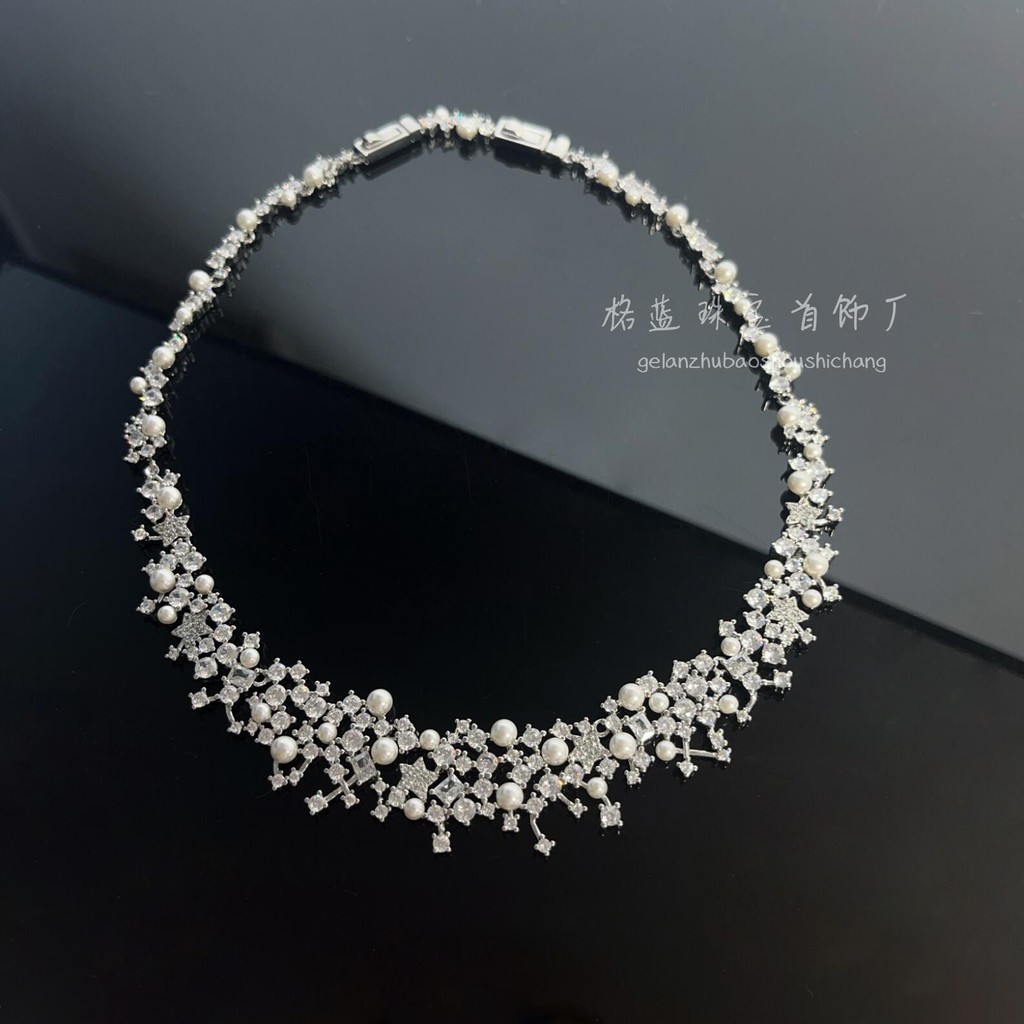 Hes Dazzling Broken Nebula สร้อยคอหญิงหรูหรา Heavy Industry Elegant High-End Dinner Clavicle Chain