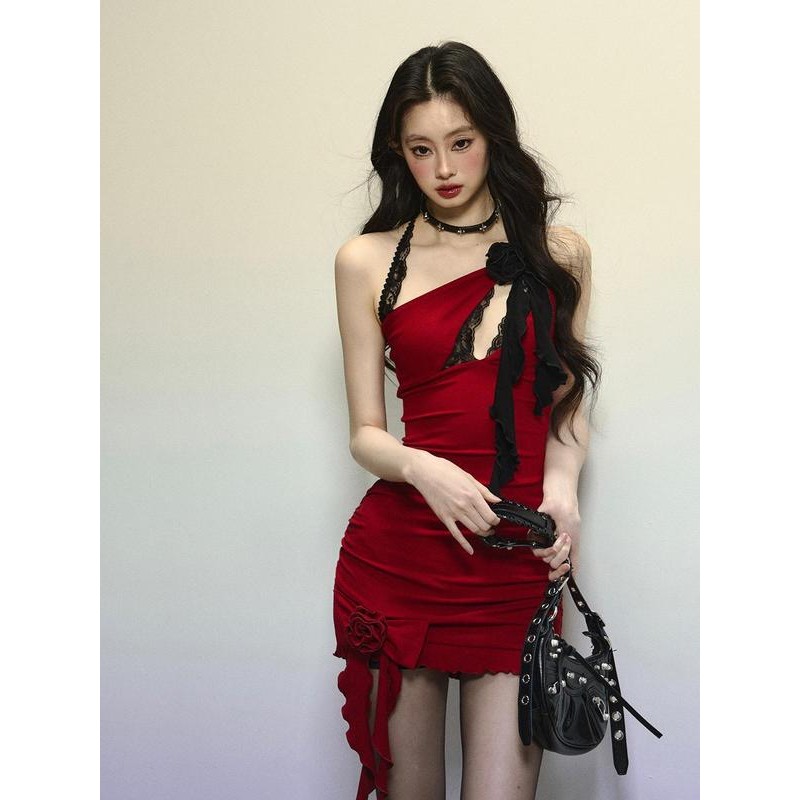 Xyzkuli Rose Lace Halter คอ Slimmer ดูชุดหญิงฤดูใบไม้ผลิฤดูร้อนการออกแบบรู้สึก Pure Desire สาวร้อนอารมณ์สะโพก Wrap