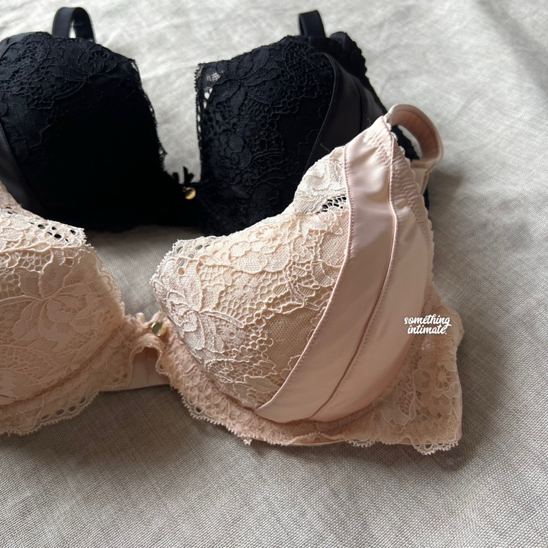 Marks & Spencer ROSIE Preview ซาติน & Lace Eyelash Balenette นุ่มถ้วย Breathable Bra Unlined Plunge 