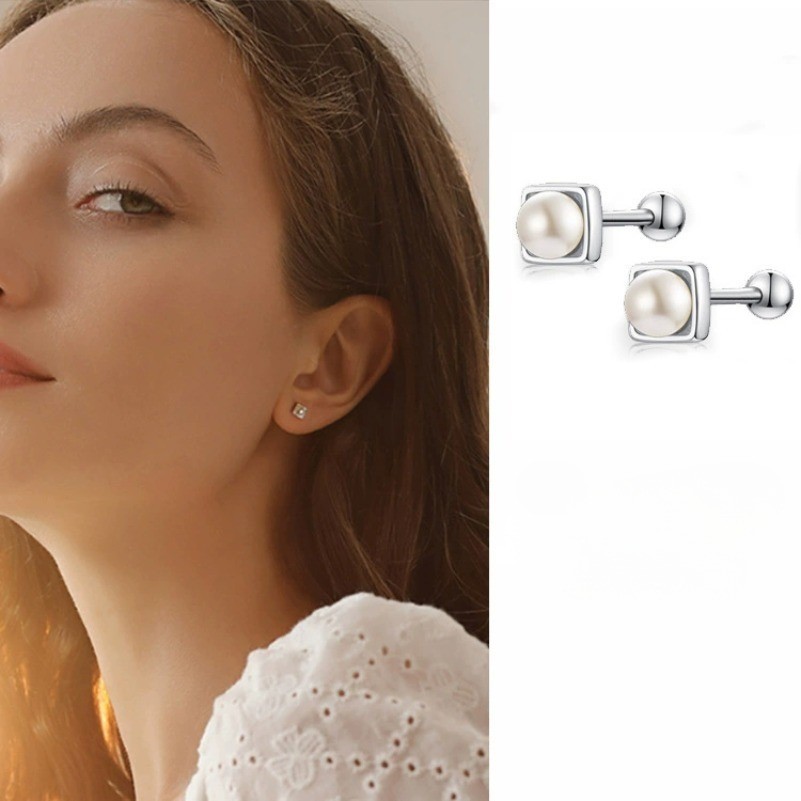 ใหม่แฟชั่นต่างหูมุกประณีตสแควร์สตั๊ดต่างหูผู้หญิง925เข็มเงิน ไม่แพ้ง่าย ต่างหูพรรคเครื่องประดับ