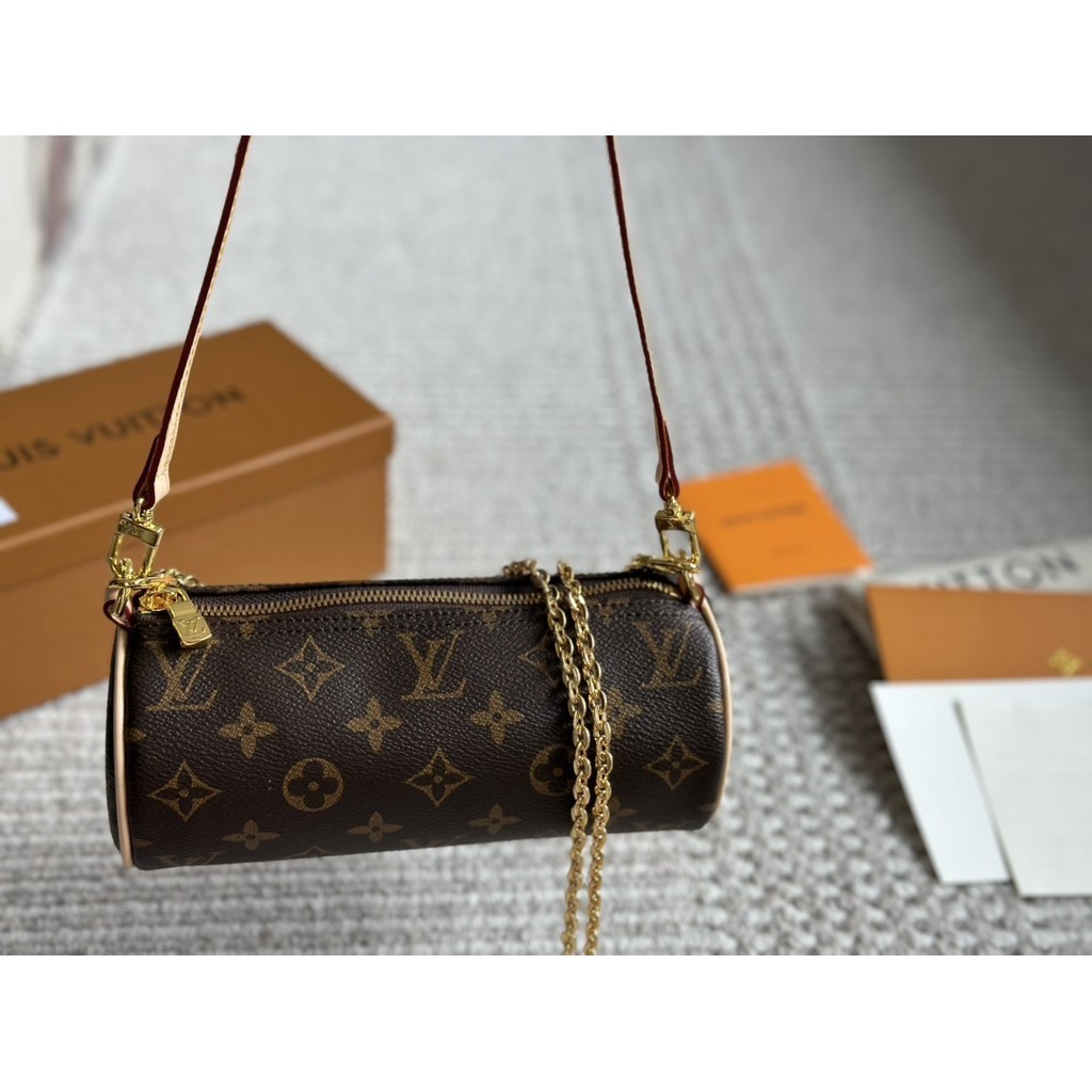 L * Penholder Bag Chain Bag Penholder Bag Middle Series Women 's Chain Crossbody Bag
