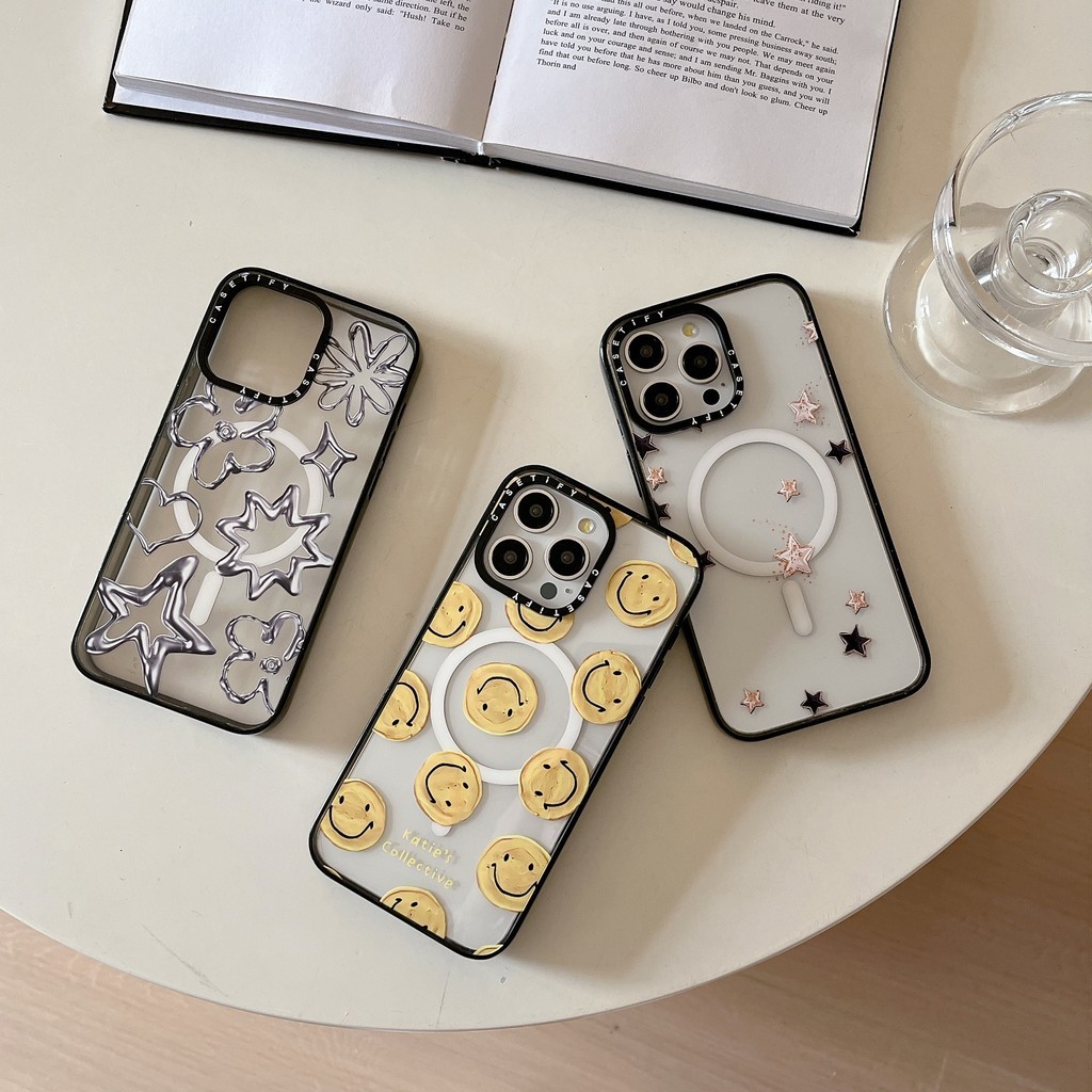 Smiley Emoji Liquid Metal Shapes Starsเคสโทรศัพท์แม่เหล็กสําหรับiPhone 18 17 16 15 14 13 12 Pro Max 
