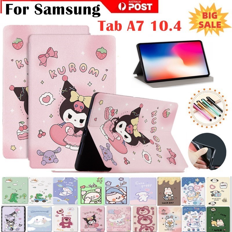 สําหรับ Samsung Galaxy Tab A7 10.4 2020/2022 SM-T500 T505 T507 T509 สมาร์ทขาตั้งเด็กน่ารักการ์ตูน Kuromi สตรอเบอร์รี่หมีฝาครอบ PU หนังกันกระแทกพลิก Shell