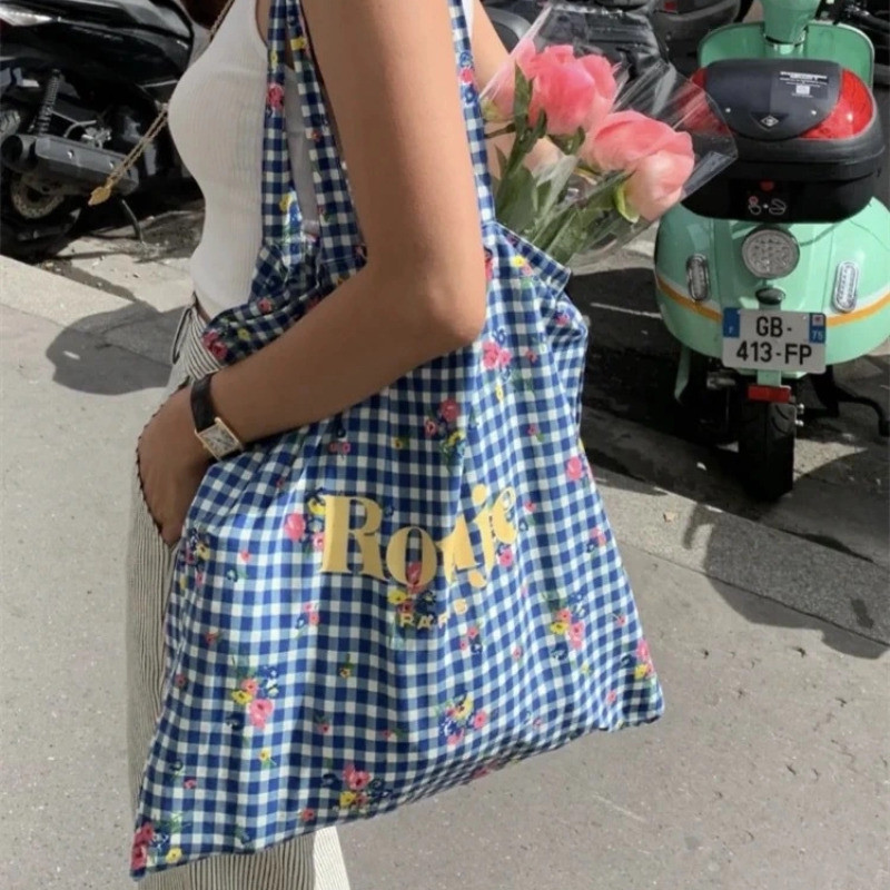 Boteerdaishu Blue checkered floral print single shoulder Rouje canvas bag