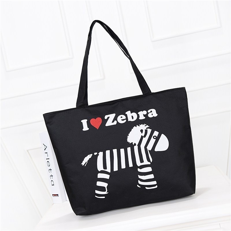 กระเป๋าสะพาย Canvas Bag กระเป๋าผ้า กระเป๋าสะพายผ กระเป๋าถือ สไตล์ญี่ปุ่นกระเป๋าผ้านิ่ม เนื้อผ้าดี