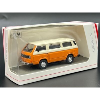 Schuco 1:64 VW T3 Luxus Bus 2-tone beige/orange