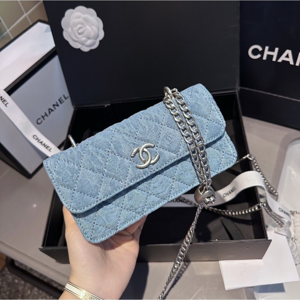 Chanel Chanel Chanel Holiday Series Woc Box Bag mini