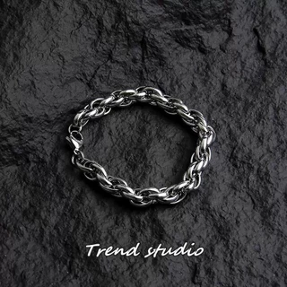 สร้อยข้อมือแบบเกลียวบิดมีสไตล์ การออกแบบที่คดเคี้ยวหลายชั้นสามมิติมาก ทำจากสแตนเลส มีหลายสไตล์ให้เลือก พร้อมส่งจากไทย
