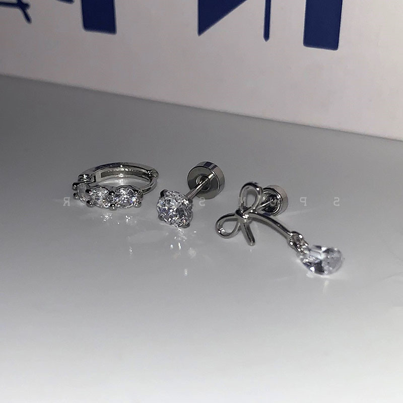 1 ชิ้น Charm Alloy สีขาว Rhinestone Earbone ต่างหูสําหรับสุภาพสตรี