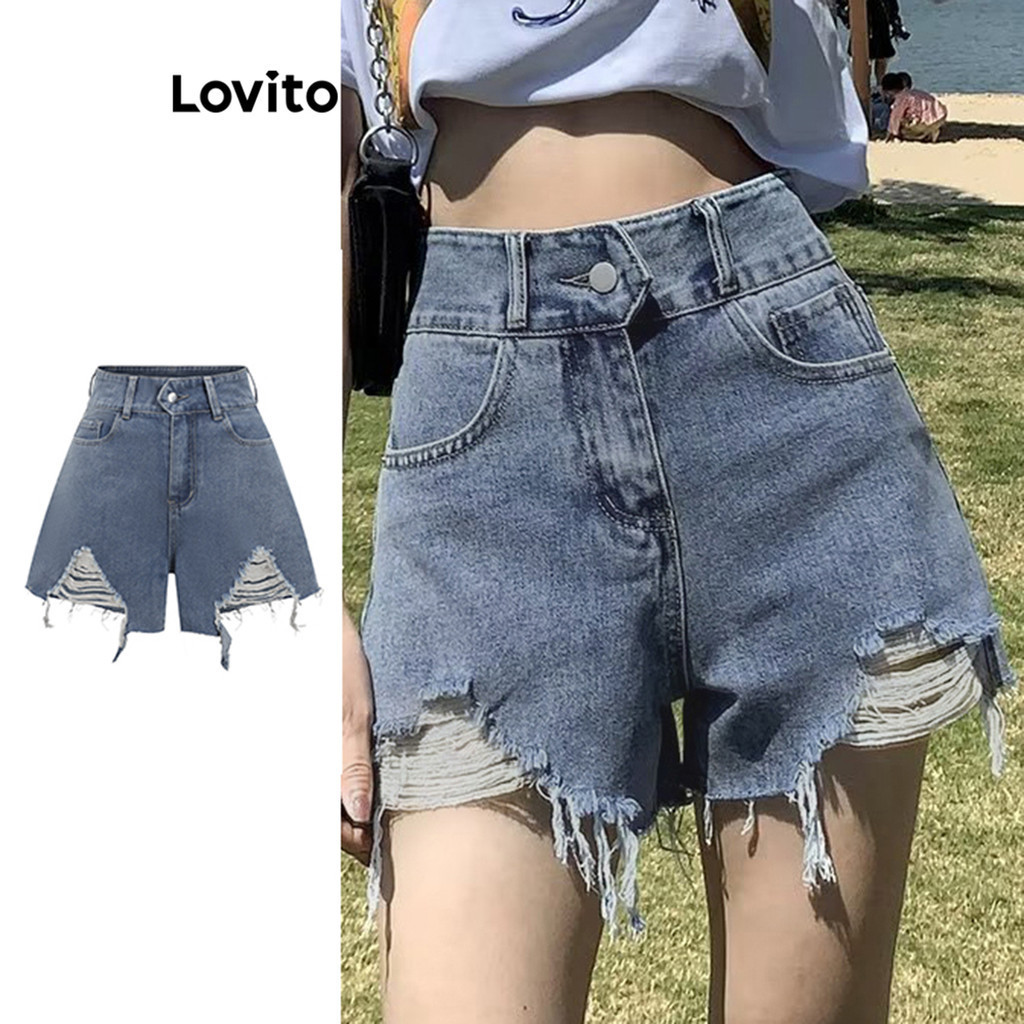 Lovito กางเกงยีนส์ขาสั้นผู้หญิง มีกระเป๋า แต่งรอยขาด ผ้าฟอก สีพื้น สไตล์โบโฮ L83ED095