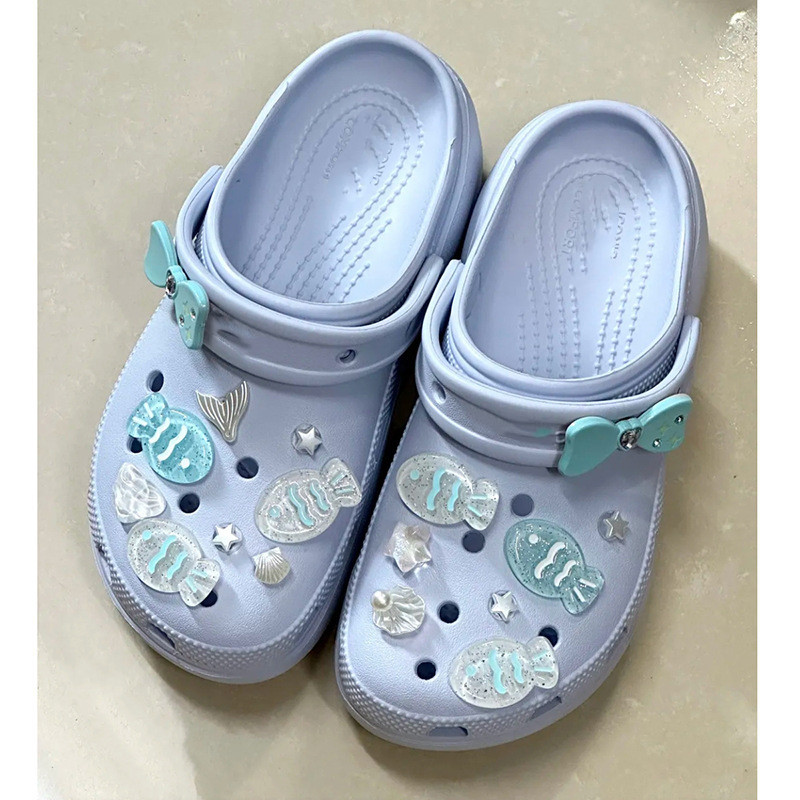 16PCS INS Starry Sky Ocean Blue Fish DIY สําหรับรองเท้าหัวเข็มขัดชุดอุปกรณ์เสริมสําหรับผู้หญิง
