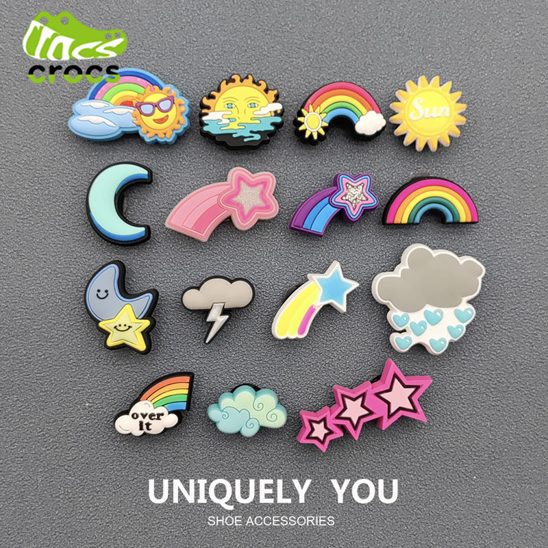 ใหม ่ crocs crocs รองเท ้ าอุปกรณ ์ เสริม Fun crocs ตกแต ่ งรองเท ้ าหัวเข ็ มขัดรองเท ้ าดอกไม ้ อุปกรณ ์ เสริมอุตุนิยมวิทยา Rainbow Clouds