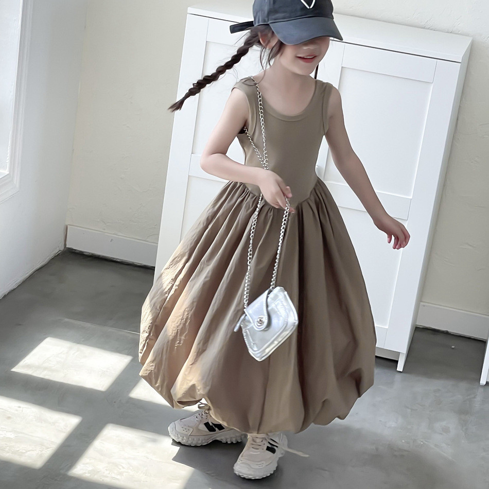 Yu Princess Girls ฤดูร ้ อนสไตล ์ เกาหลี Halter Backless Puffy Bud กระโปรงเด ็ กสาวแคบเอวแขนกุดชุดเสื ้ อกั ๊ กกระโปรงยาว