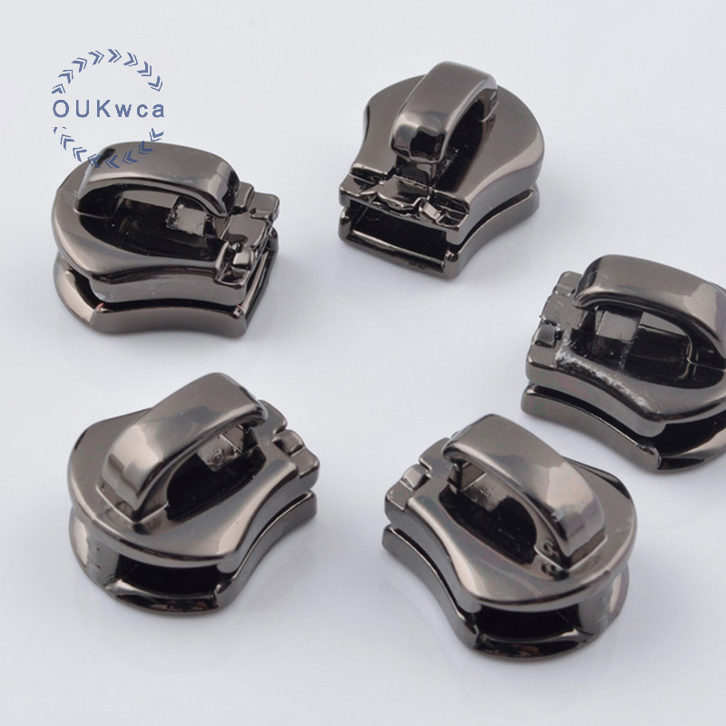 Oukwca 10 ชิ้น 5 # โลหะซิปหัวดึง Slider Zip ล็อคกระเป๋ากระเป๋าเดินทางเสื้อผ้า DIY ชุดซ่อมอุปกรณ์ฮาร์ดแวร์ใหม่