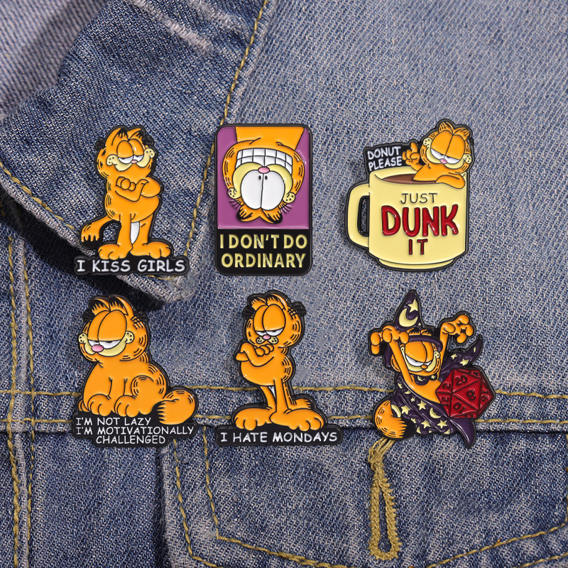 การ ์ ตูน Garfield Collection เข ็ มกลัดเคลือบแฟชั ่ นเสื ้ อผ ้ าอุปกรณ ์ เสริมของขวัญ