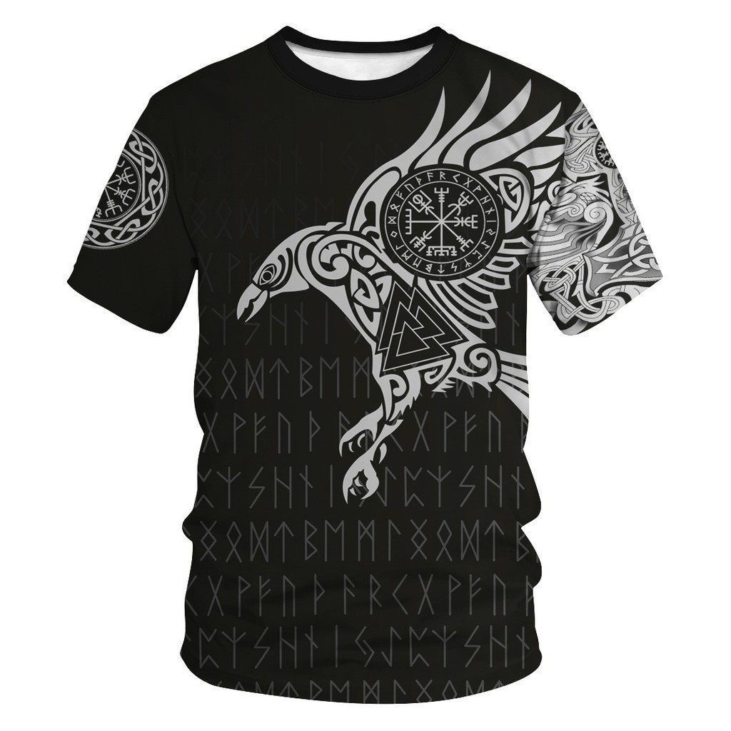 2025 เสื้อผ้าแบรนด์ ลายสักไวกิ้ง พิมพ์ 3D เสื้อยืดผู้ชาย เสื้อยืดตลกฤดูร้อน แขนสั้น คอวี