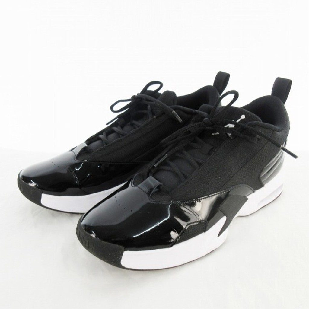 รองเท้าผ้าใบ NIKE JORDAN 3 6 มือสองส่งตรงจากญี่ปุ่น
