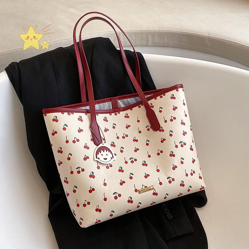 [JBTH] Sweet Cherry Print Totes สําหรับผู้หญิง 2025 ใหม่ความจุสูง PU กระเป๋าสะพาย All Match Office Lady Vintage PU กระเป๋าถือ Bolsos [JB]