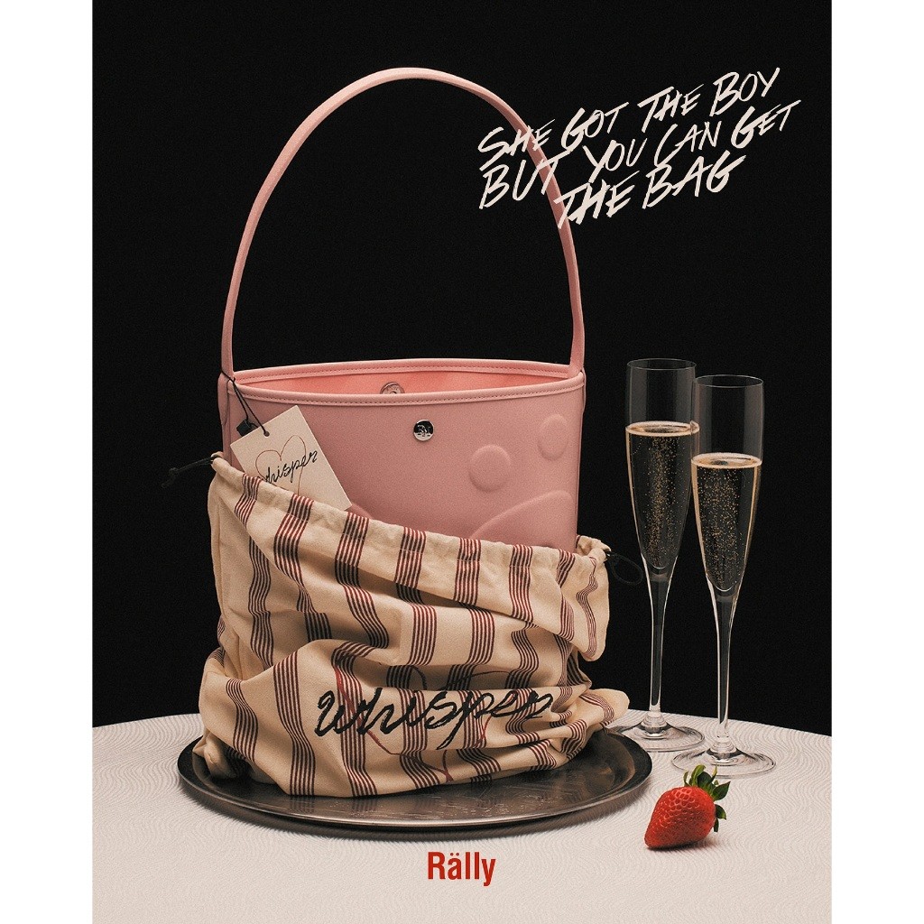 【สินค้าพร้อมส่ง】100%แท้ Rally The Bag Whisper (Valentine's Limited)  กระเป๋าหนังทรง Bucket ลายโลโก้