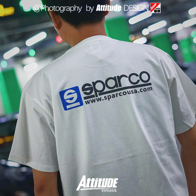 Attitude ATTITUDE Racing Seat พวงมาลัย Hub ดัดแปลง SPARCO เสื้อยืดแขนสั้นผ้าฝ้ายแท้เสื้อวัฒนธรรม