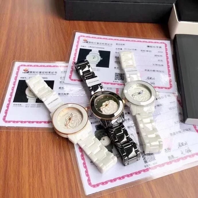 [ คุณภาพเคาน ์ เตอร ์ ] CHANEL CHANEL J12 Camellia Series นาฬิกานําเข ้ า Swiss Counter Same Model Movement ( Zero Fault ) นําเข ้ า High-Tech Precision Ceramic 33mm Real Diamond English Women 's Watch