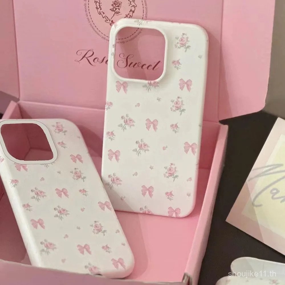 เกาหลีเกาหลี ins โบว์สีชมพูดอกไม้ Apple 14Promax เคสป้องกันโทรศัพท์มือถือ iPhone15 ผลผลิตสูง 11 หญิง 12 นุ่ม 8 MTJU