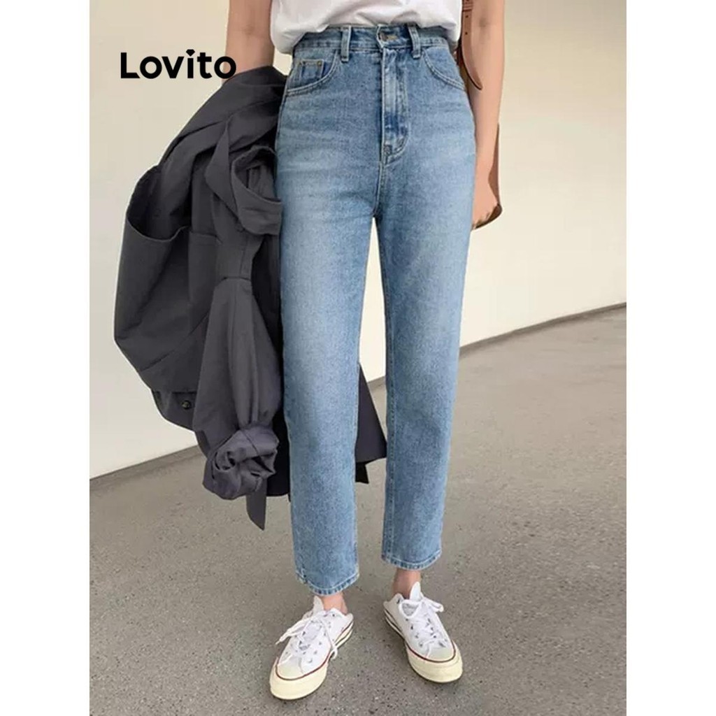 Lovito กางเกงยีนส์ผู้หญิง ผ้าฟอก สีพื้น สไตล์ลำลอง LNE57529