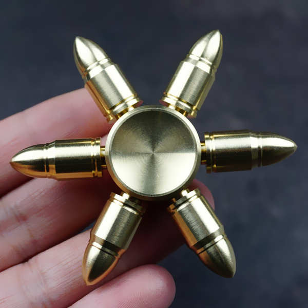gyro ball ของแท้ ของเล่น gyro ball ของเล่นเด็ก Fidget Spinner Revolver Bullet อเมริกัน EDC ความเร็วส