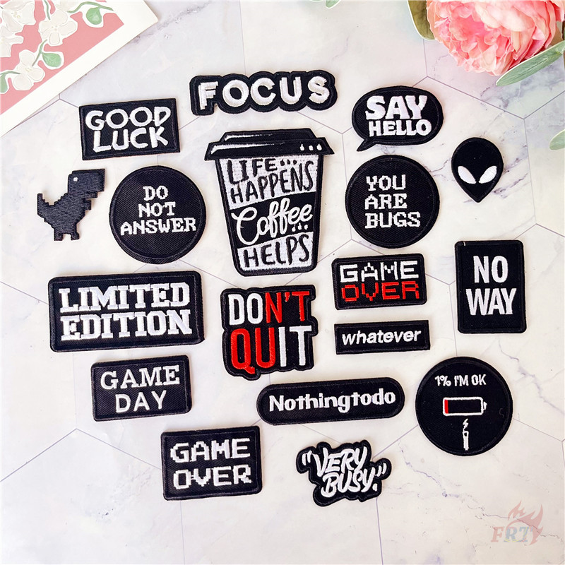 ♥ แพทช์เหล็กบนเกม Slang ตลกสีดําและสีขาว ♥ 1 ชิ้น DIY เย็บบนเหล็กบนป้ายแพทช์