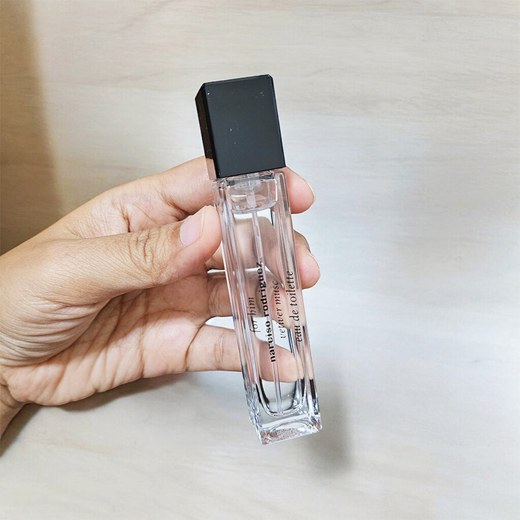 Narciso Rodriguez for Him Vetiver Musc EDT 10 ml. ราคา ถูกที่สุด ดีลบีเคเค แกลเลอรีภาพที่ 4