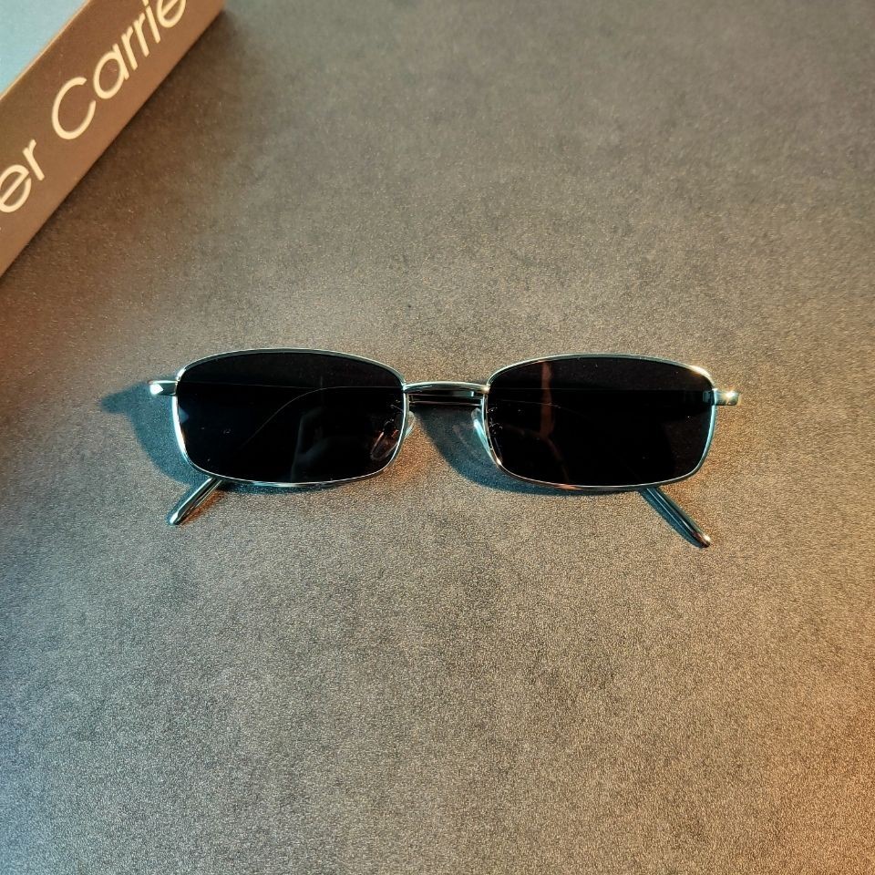 แฟชั่นฤดูร้อนสไตล์เกาหลีแว่นกันแดดสําหรับผู้ชายสไตล์ใหม่แบรนด์เดิมป้องกันรังสียูวีเฉดสีสําหรับขับรถชายหาดโลหะสแควร์วินเทจ สตีมพังค์ คลาสสิกอาทิตย์แว่นตาผู้หญิงคู่ X55 - รูปที่ 3