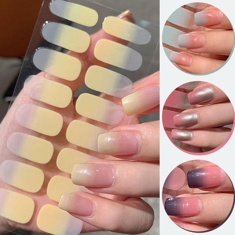 เล็บเจลแถบแพทช์สีทึบไล่โทนสีเลื่อนกาวกันน้ําติดทนนานเต็มสติกเกอร์สําหรับเล็บห่อ