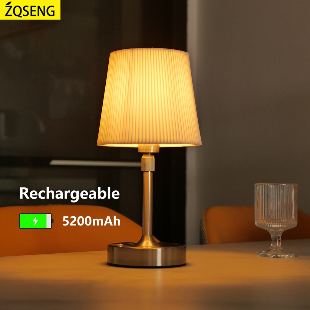 Touch Stepless Dimming Led Night Light โคมไฟตั้งโต๊ะแบบชาร์จไฟได้สําหรับบาร์ร้านอาหารตกแต่ง