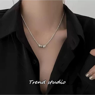 สร้อยคอแฟชั่นสไตล์เกาหลีที่ใส่ได้ทั้งชายและหญิง สแตนเลสจะไม่ลอกหรือเปลี่ยนเป็นสีดำ มีสร้อยคอที่คล้ายกันมากมายให้เลือก