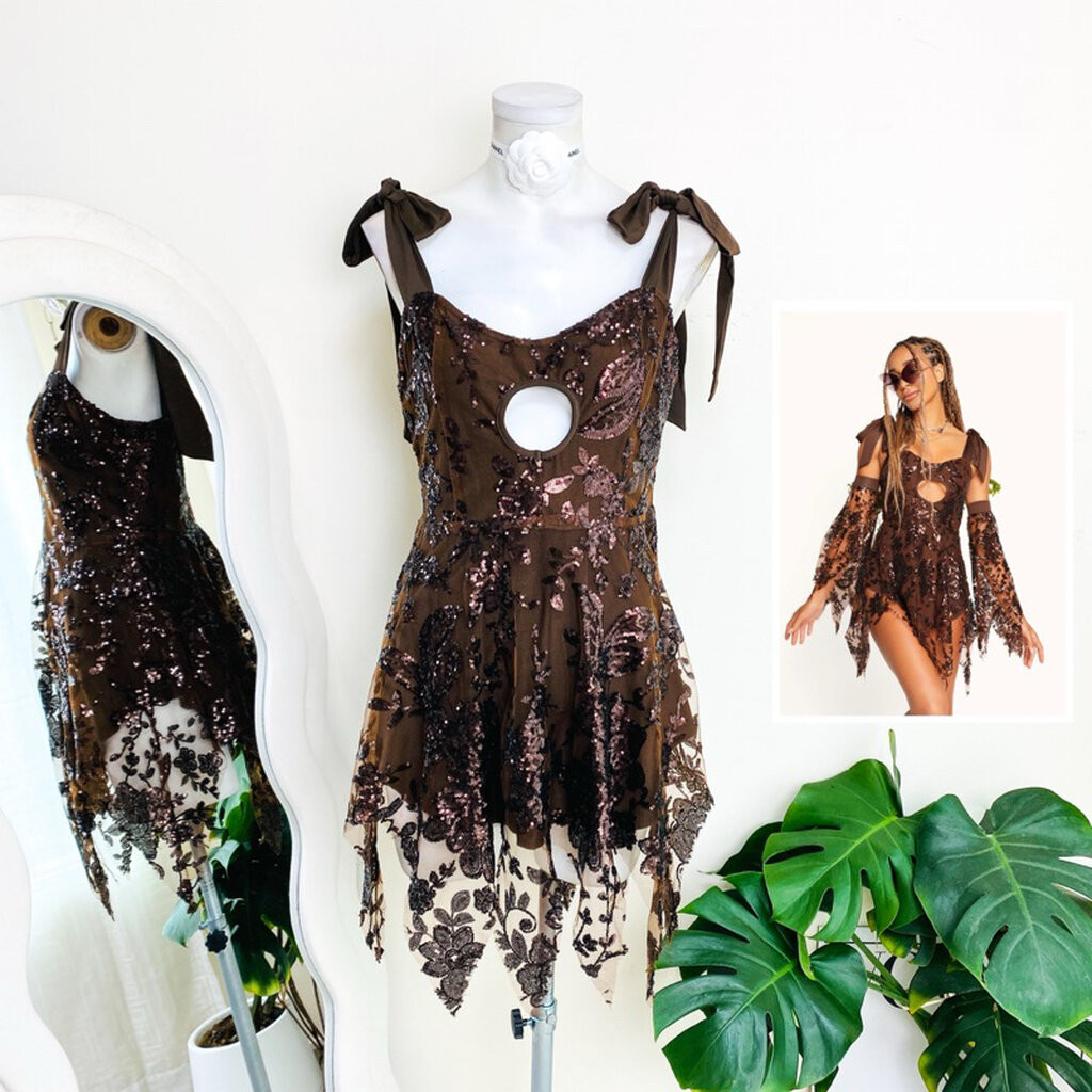 ไซด์ M แบรนด์ iheart แท้ 100%🌸มินิเดรส Fairy งานเกล็ดวิบวับ สีน้ำตาล ใส่ออกงาน ทรงเข้ารูป เดรสออกงาน