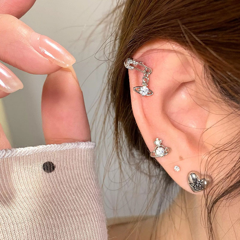 ผู้หญิง Charm Alloy เรขาคณิต Planet Heart Earbone ต่างหู