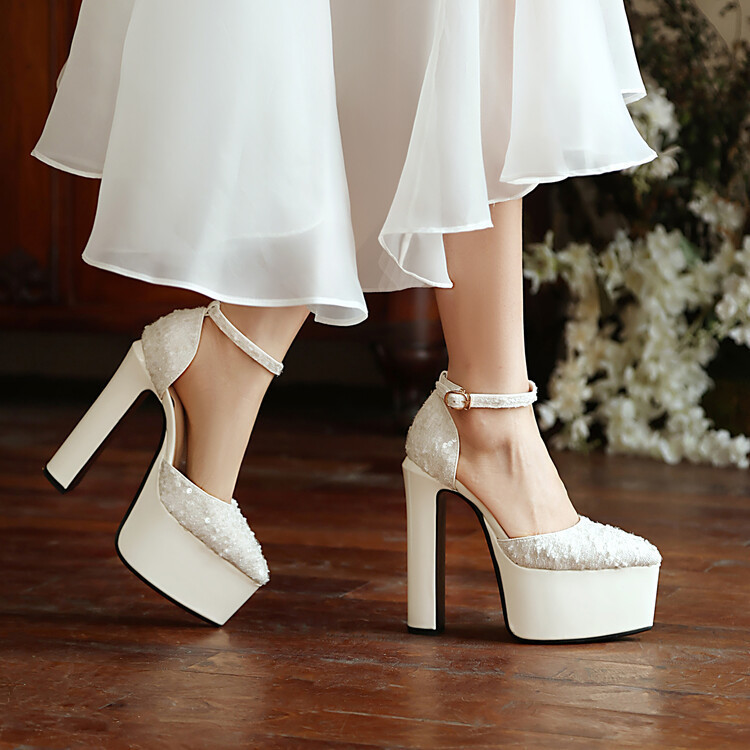 2024 สไตล์ใหม่ส้นหนาสายคล้องคอกลวงรองเท้าเดียว 15 ซม.Hate Sky High Pointed Toe แฟชั่น Catwalk Party สายรัดหัวเข็มขัดรองเท้าแตะ