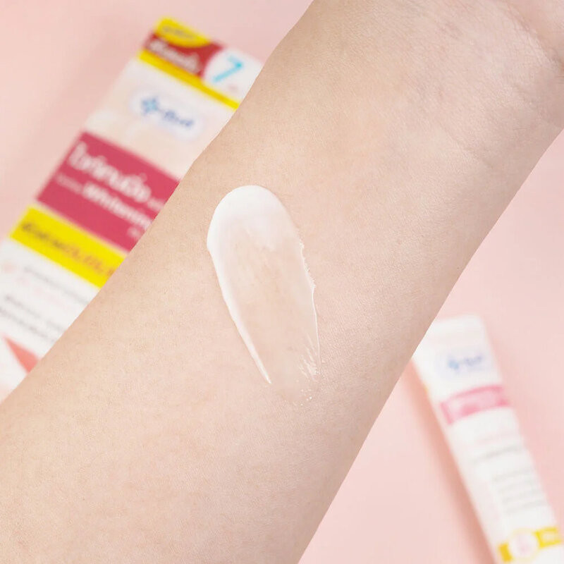 Yanhee Whitening Plus 20g ครีมบำรุงผิวหน้า สูตรใหม่ 4 in 1 ช่วยบำรุงมอบความชุ่มชื่น ทำให้ผิวสว่างใส อมชมพู แลดูอ่อนเ... — صورة 3