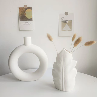 Ins Nordic สไตล ์ แจกัน Creative Minimalist แจกันดอกไม ้ เรือตารางเครื ่ องประดับตกแต ่ งบ ้ าน