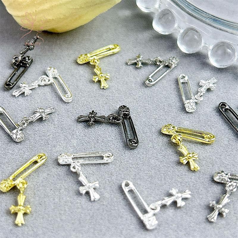 [maybeauty] 10 ชิ้น/ถุงหวานสไตล์เย็นโลหะ Pin Cross Charm กระดาษคลิปรูปร่างตกแต่งเล็บ DIY Punk Y2K อุปกรณ์ตกแต่งเล็บวัสดุ {TH}