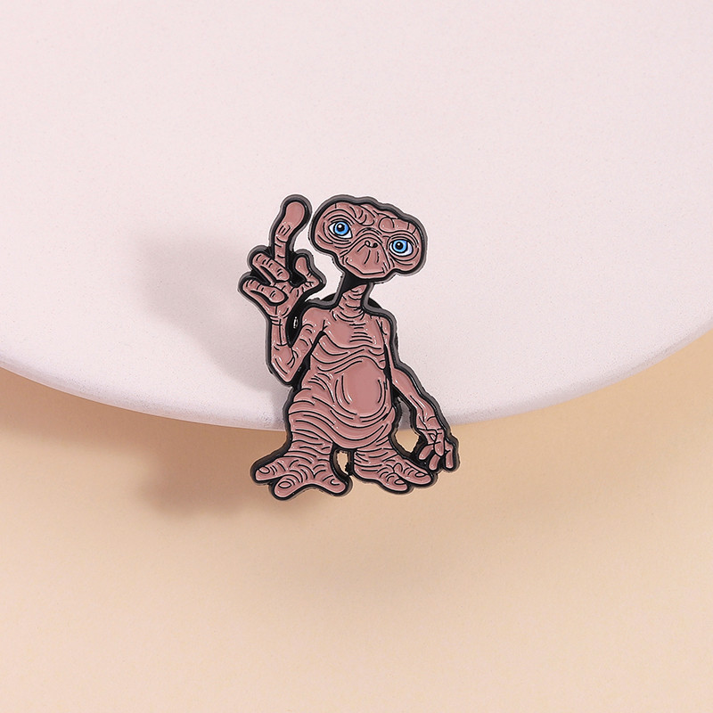 นวนิยายวิทยาศาสตร์ตัวละครภาพยนตร์ Alien Lapel Pin Creative Design Badge เครื่องแต่งกายเข็มกลัดเครื่องประดับของขวัญ