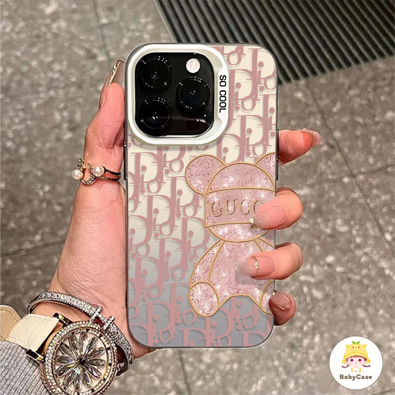 เคสไอโฟน11 สำหรับ iPhone 15 11 16 13 12 14 Pro Max 8 7 14 15 16 Plus XR X XS Max เทรนด์แบรนด์แฟชั่นสุดหรูปกหมีนุ่ม