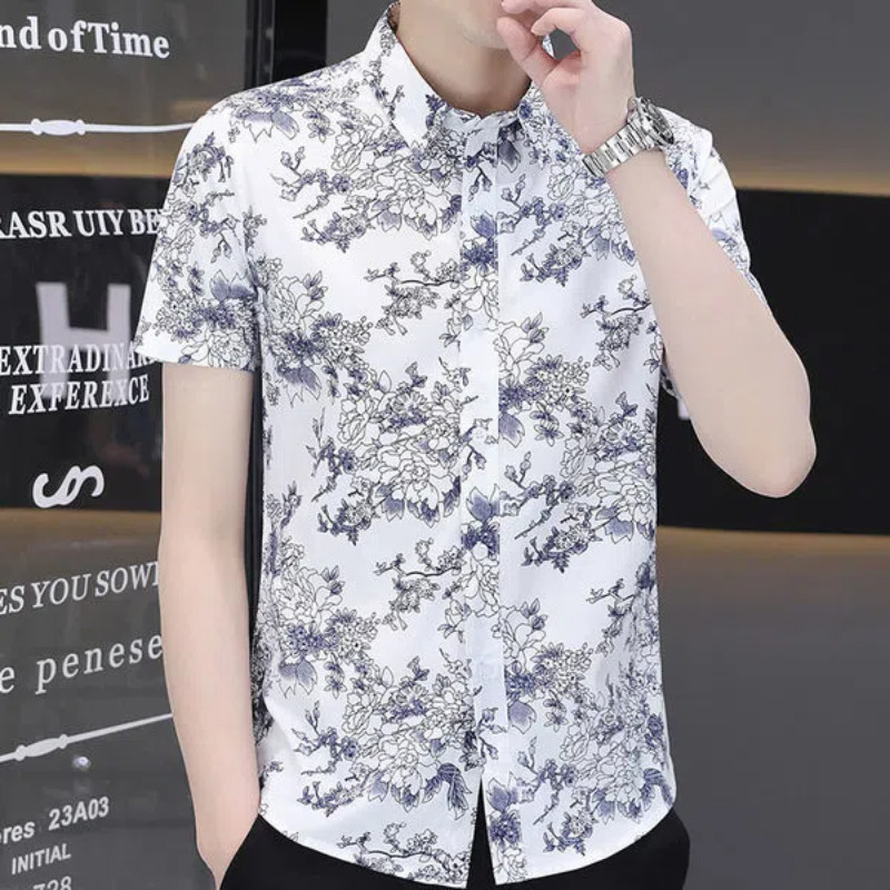 เสื้อใหม่แขนสั้นฤดูร้อนลําลองผู้ชายบางวัยกลางคนและหนุ่มผ้าไหมน้ําแข็งบางเสื้อเชิ้ตลายดอกไม้เกาหลีด้านบน