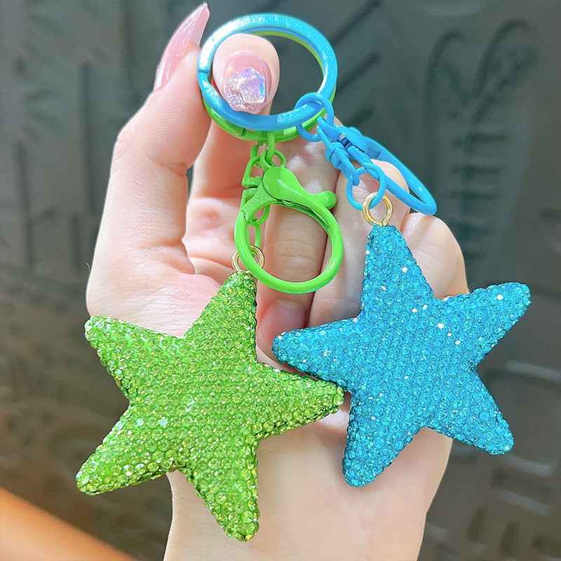 Creative Diamond-studded Crystal Five-pointed Star พวงกุญแจกระเป ๋ าเป ้ สะพายหลังจี ้ ของขวัญขนาดเล ็ ก