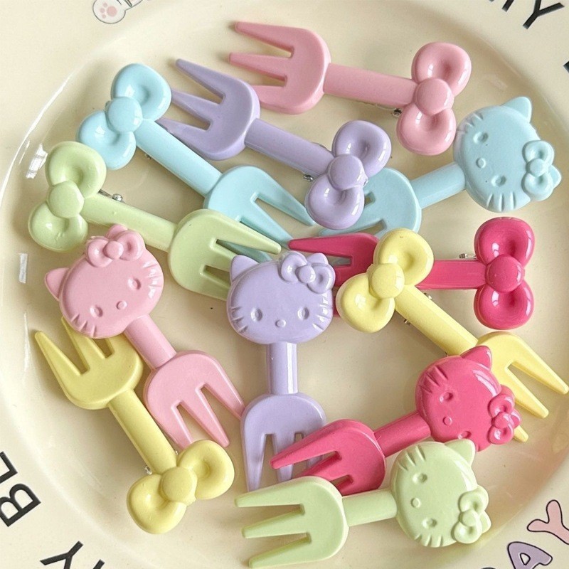 10 ชิ้น/เซ็ต Creative Hello Kitty ส้อมผลไม้ทิ้งผลไม้ Stick ส้อมขนมน่ารัก