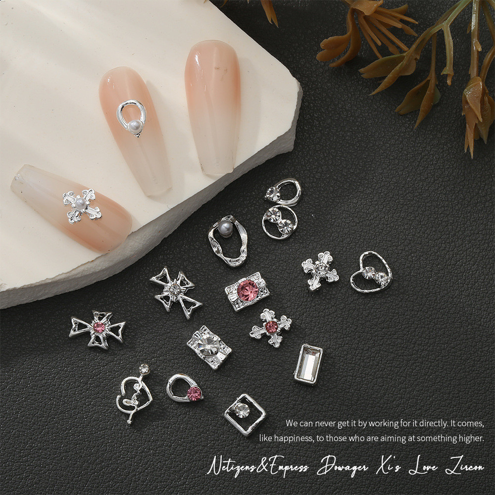 10pcs Cross-border ระเบิดผงเจาะ hollow love alloy เล็บเครื่องประดับ minimalist โลหะเรขาคณิต crossbar สเตอริโอเล็บเพชร