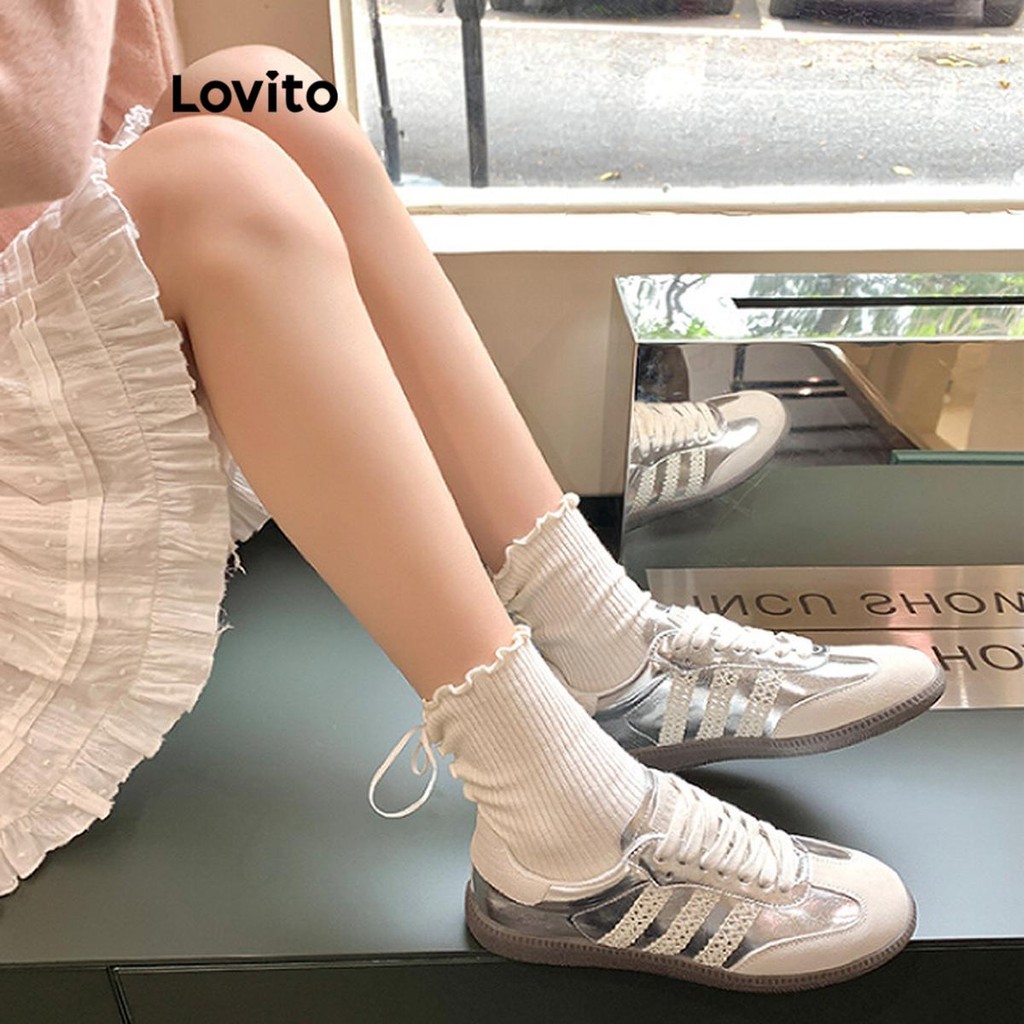 Lovito รองเท้าผ้าใบเย็บลูกไม้ธรรมดาสำหรับผู้หญิง LFA43680