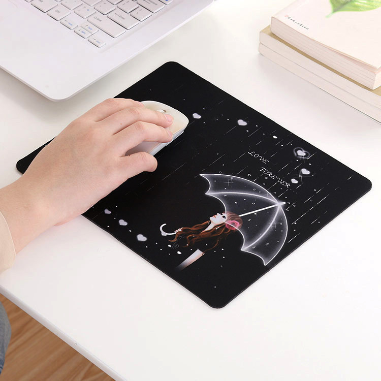 แผ่นรองเม้าส์ลายการ์ตูน แผ่นรองเม้าส์ 260x210x2 มม. วัสดุยางพารา ทนทาน ซักได้